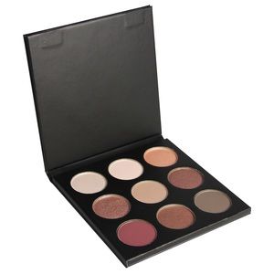 Studio makeup on the go eyeshadow palette